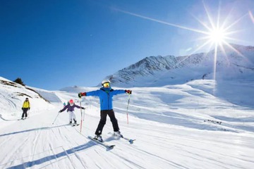 Skiing