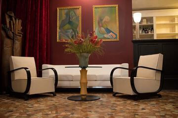 Lobby sitting area