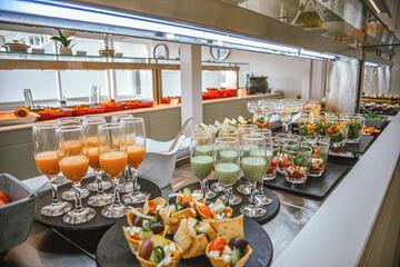 Breakfast buffet