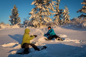 Snow and ski sports