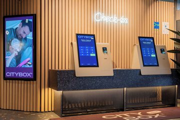 Check-in/check-out kiosk