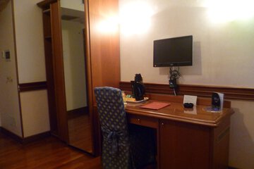 Room amenity