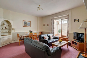 guest_rooms