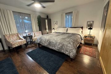 Room 30 of 65