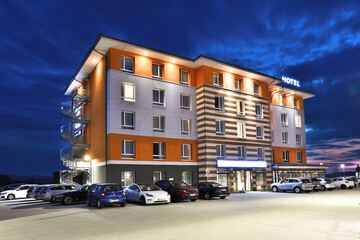 Front of property - evening/night