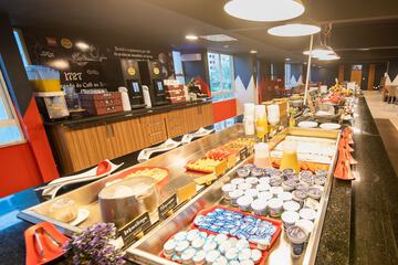 Breakfast buffet