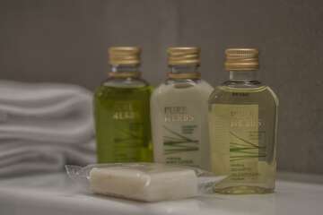 Bathroom amenities