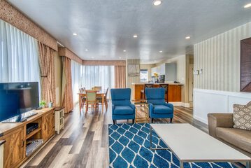 Room 118 of 143