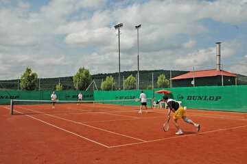 Tennis court