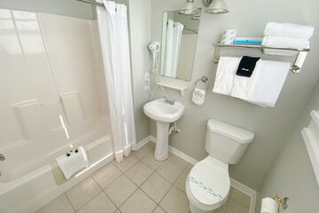 Room 65 of 149