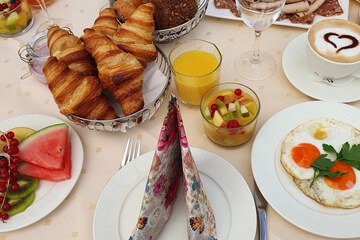 Breakfast buffet