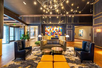 Hotel Interior 35 of 160