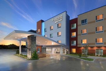 Fairfield Inn & Suites by Marriott Fort Worth South / Burleson