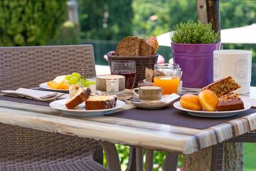 Breakfast meal