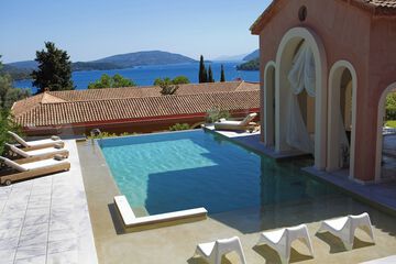 Private pool