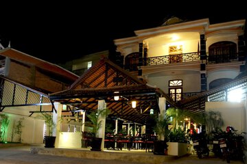 Front of property - evening/night