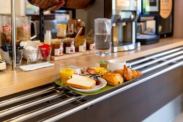 Breakfast buffet