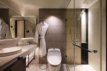 Bathroom shower