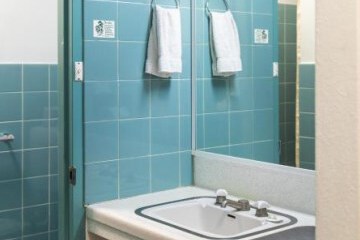 3136455-935208776
