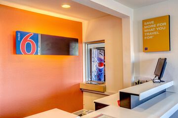 Hotel Interior 5 of 33