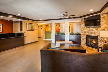 Hotel Interior 5 of 27