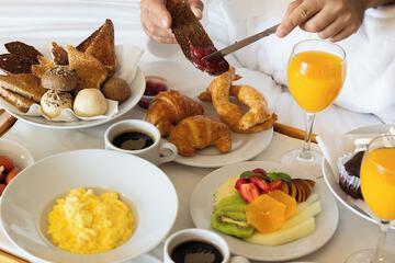 Breakfast meal