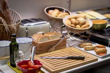 Breakfast area