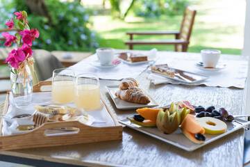 Breakfast meal