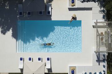 Private pool
