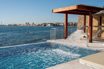 Rooftop pool