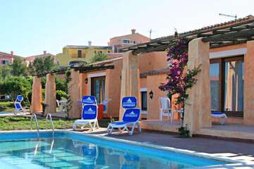 Private pool