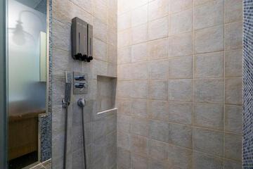 Photo 48