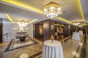 Reception hall