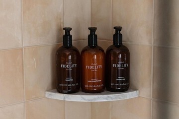 Bathroom shower