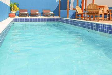 Rooftop pool