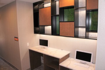 Business Center 56 of 57