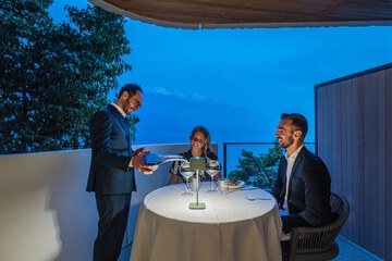Room service - dining