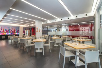 Food court