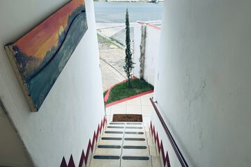 Handrails in stairways