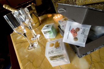 Room amenity