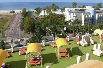 Sundeck