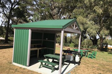 BBQ/picnic area