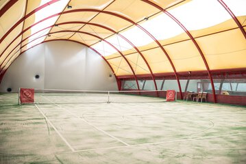 Tennis court