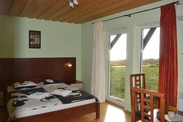 Photo 47