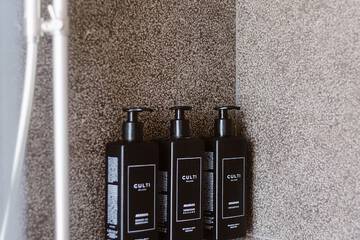 Bathroom amenities