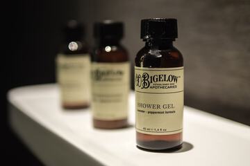 Bathroom amenities