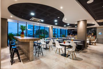 Coffee shop