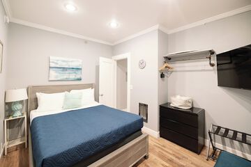 Room 121 of 151