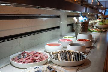 Breakfast buffet