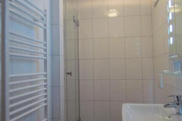 Photo 56